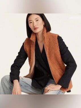 J.Crew Teddy Sherpa Vest in Warm Caramel